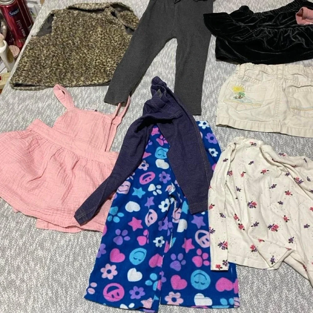 Baby girl clothes bundle 2T. SKU-A971